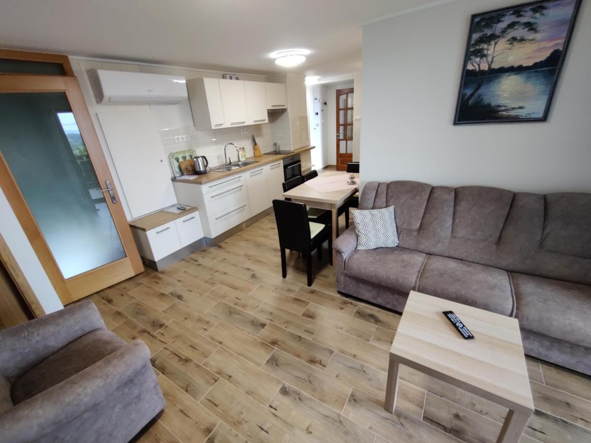 Bertalan Apartman Vonyarcvashegy Bagian luar foto