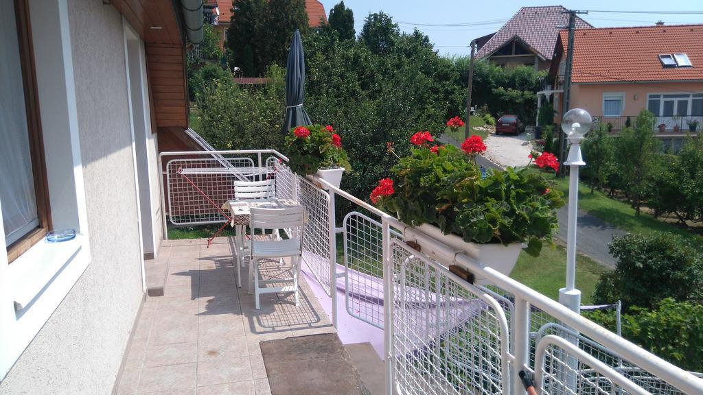 Bertalan Apartman Vonyarcvashegy Bagian luar foto